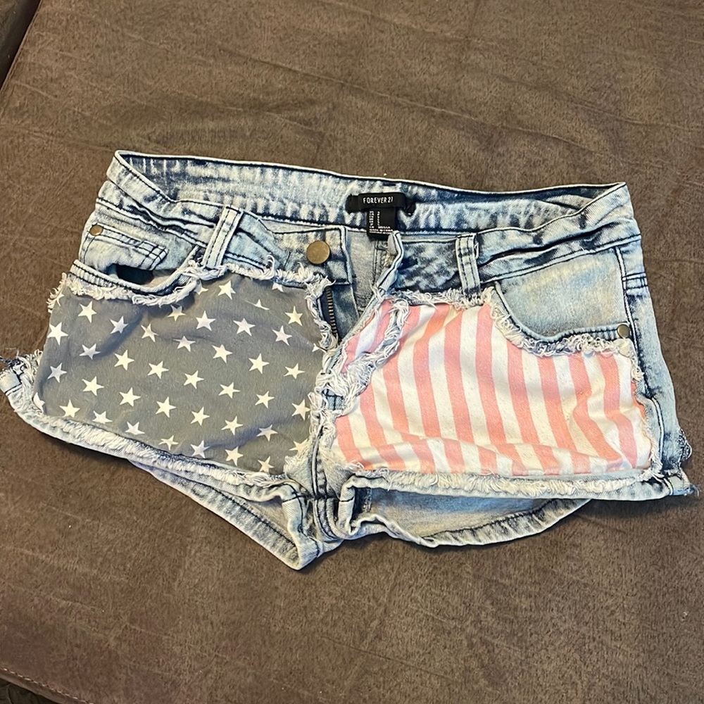 Forever 21 American flag denim shorts.